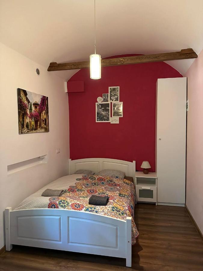 City Centre Apartment Wielopole Краків Екстер'єр фото